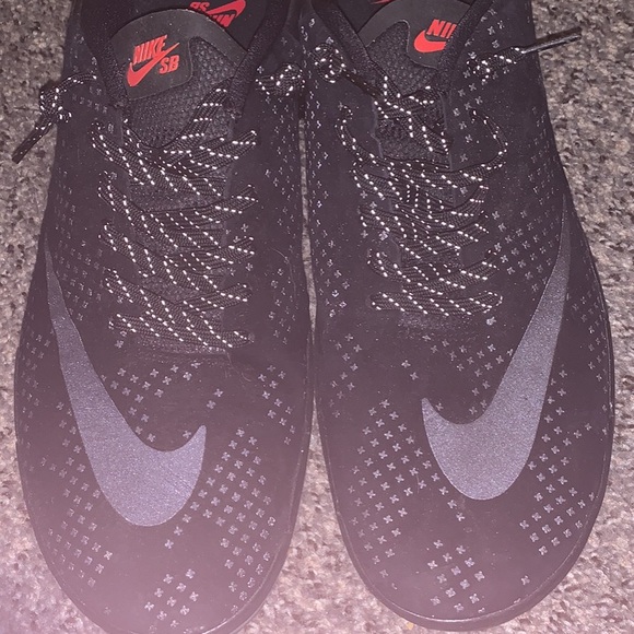 NIKE SB P ROD LIMIT EDITION - Picture 1 of 2